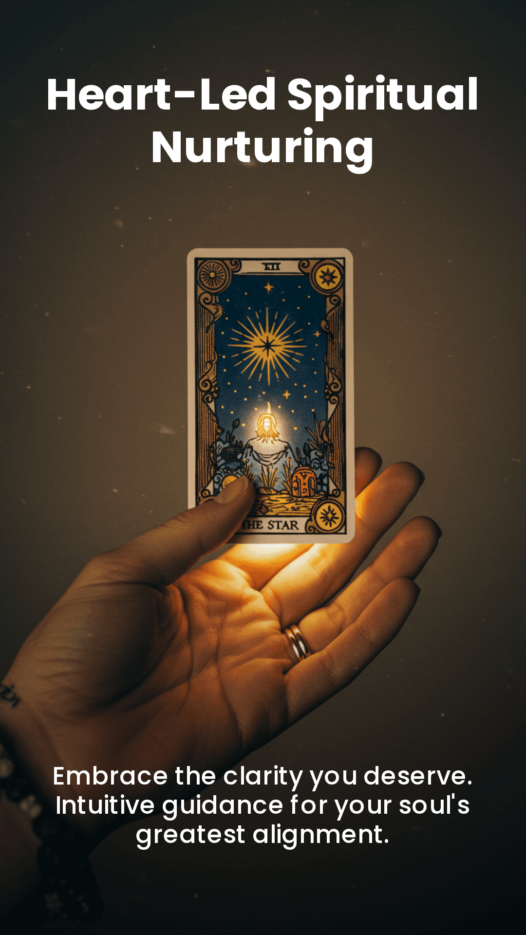 Embracing Mactress Tarot tarot reading at an event in Edison — photo 2