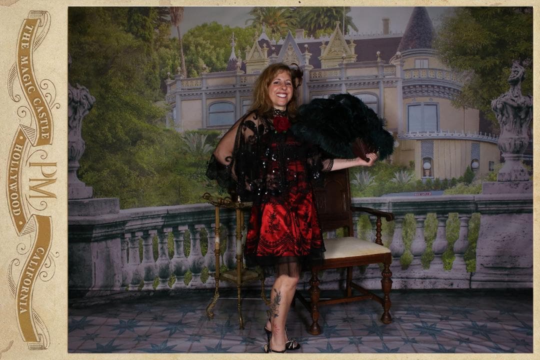 Madame Delphi tarot reading at an event in Glendale — photo 3