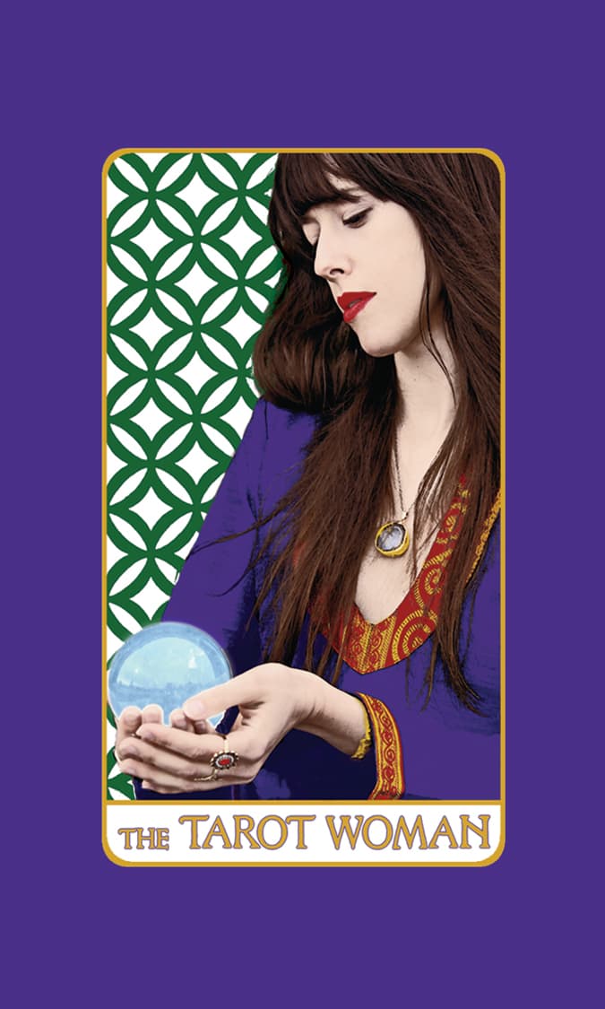 The Tarot Woman tarot reading at an event in San Francisco — photo 2